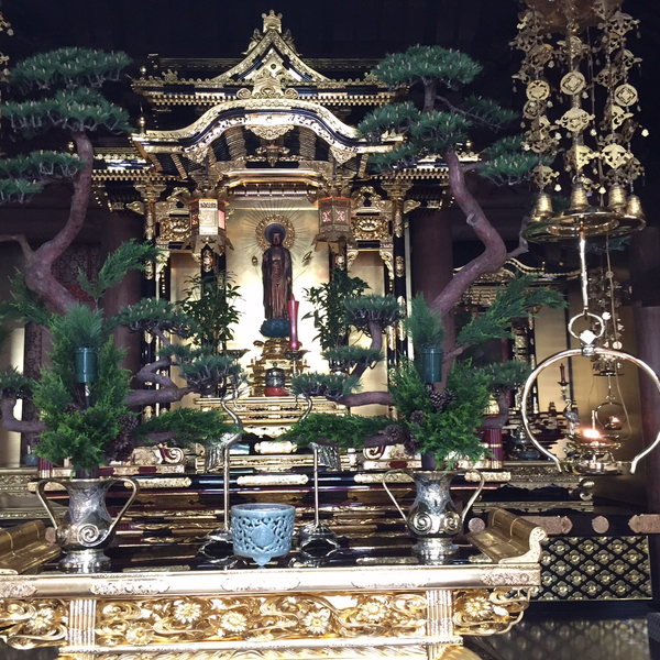 本物の赤松やヒバの朴を使用した本格的な幹づくり立華や仏花を販売