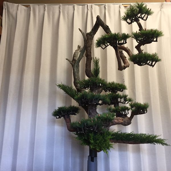 仏様の三大供養の要は立華です。